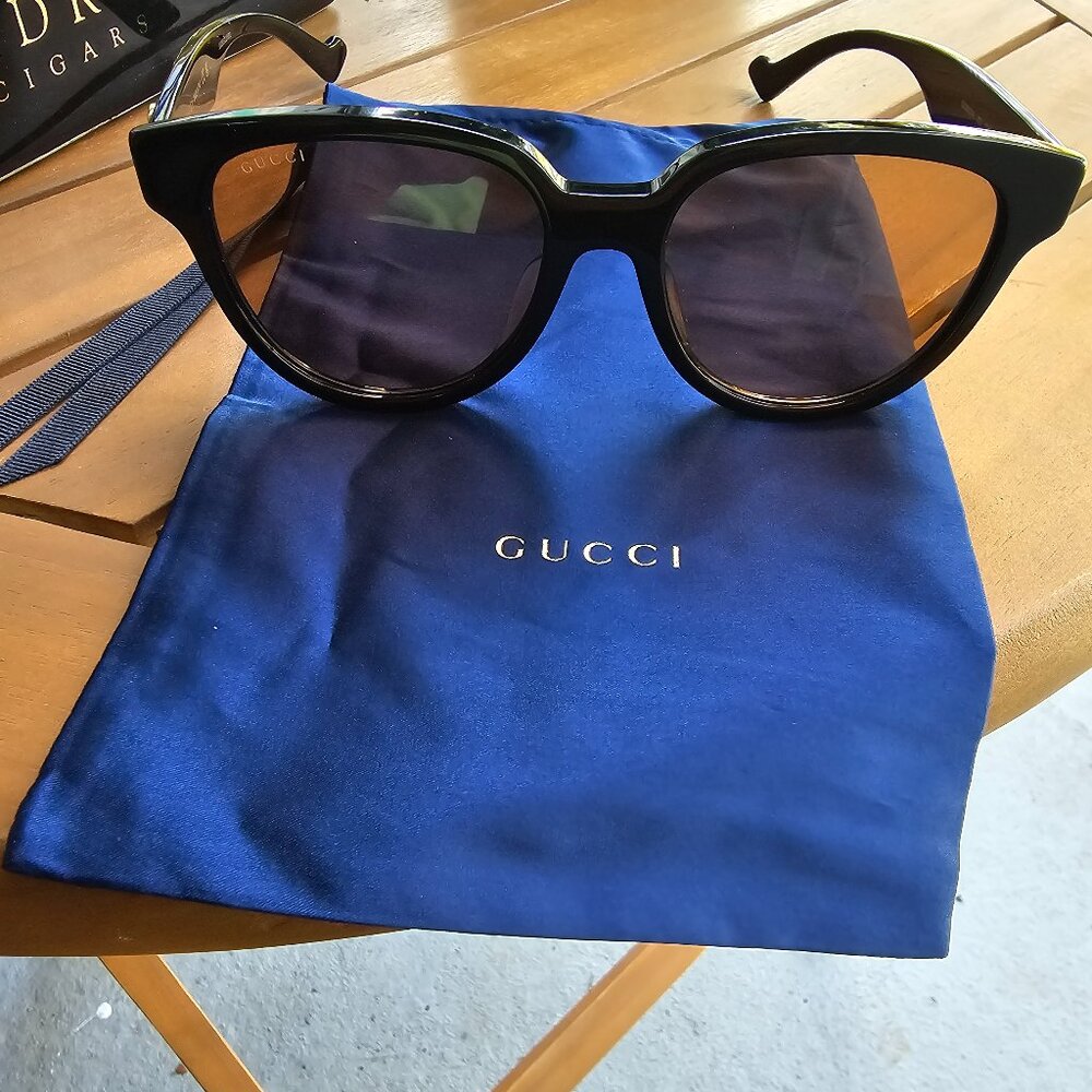 Gucci mens sunglasses